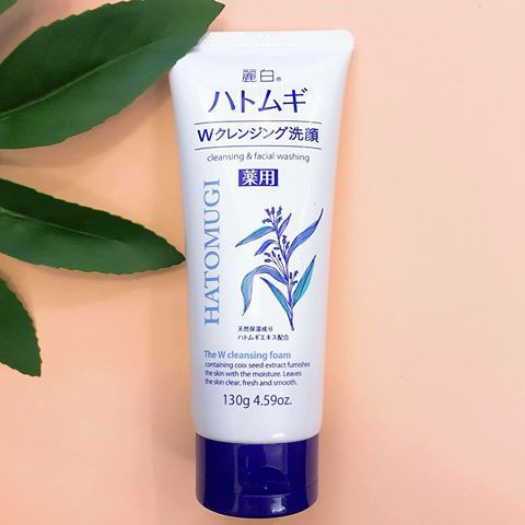 Sữa Rửa Mặt Tẩy Trang Làm Sáng Da Hatomugi Hạt Ý Dĩ Nhật Bản (130g)