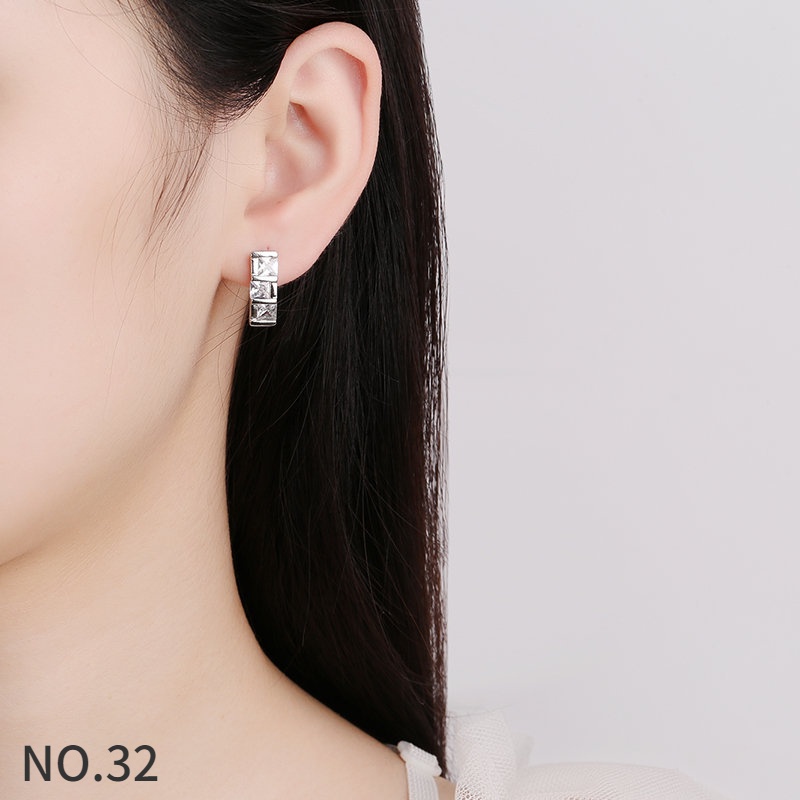 Khuyên Tai Mạ Bạc S925 Đính Đá Kim Cương Trắng 18K Sang Trọng