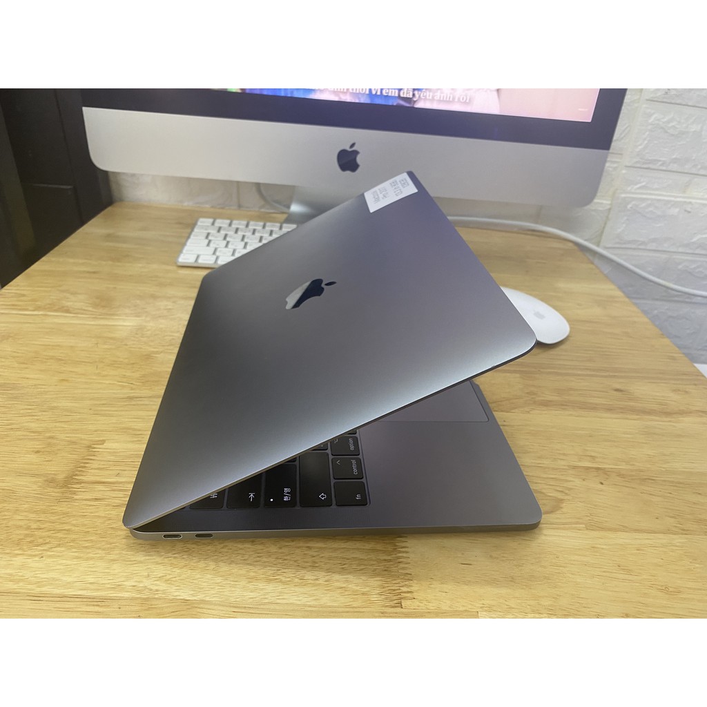 macbook Pro 2017 i5 Lõi Kép 2,3 GHZ 8/128GB