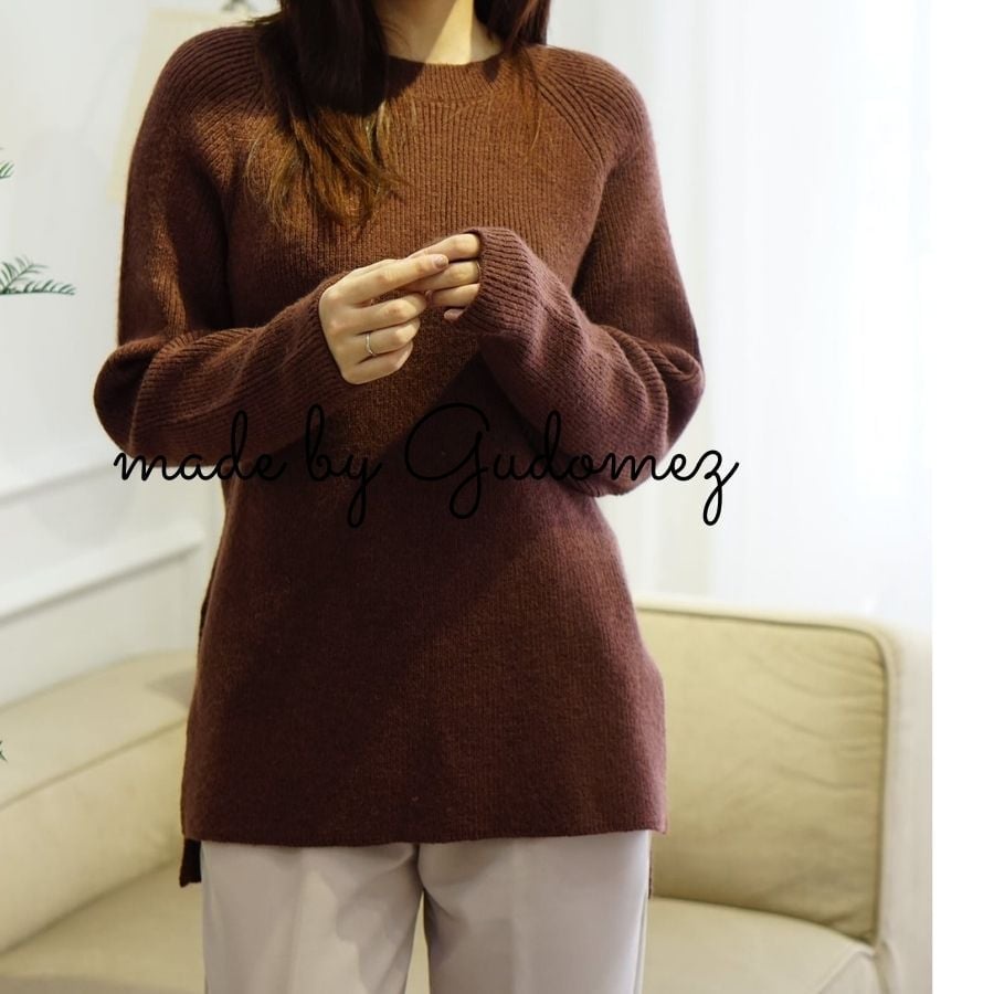 Áo len xẻ vạt cao cấp nữ dài tay GUDOMEZ màu Socola | BigBuy360 - bigbuy360.vn