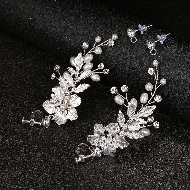 Khuyên Kẹp Vành Tai Hình Hoa Hồng Đính Đá Thời Trang Cho Cô Dâu