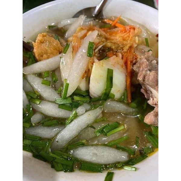 (DTFoods-CHUYÊN SỈ) Bánh canh bột lọc VÒ SÂU HUẾ
