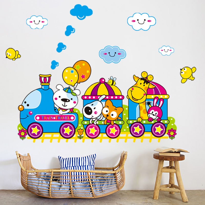 Decal dan tuong trang trí phòng bé yêu Đoàn tàu vui nhộn mẫu số 4 AmyShop