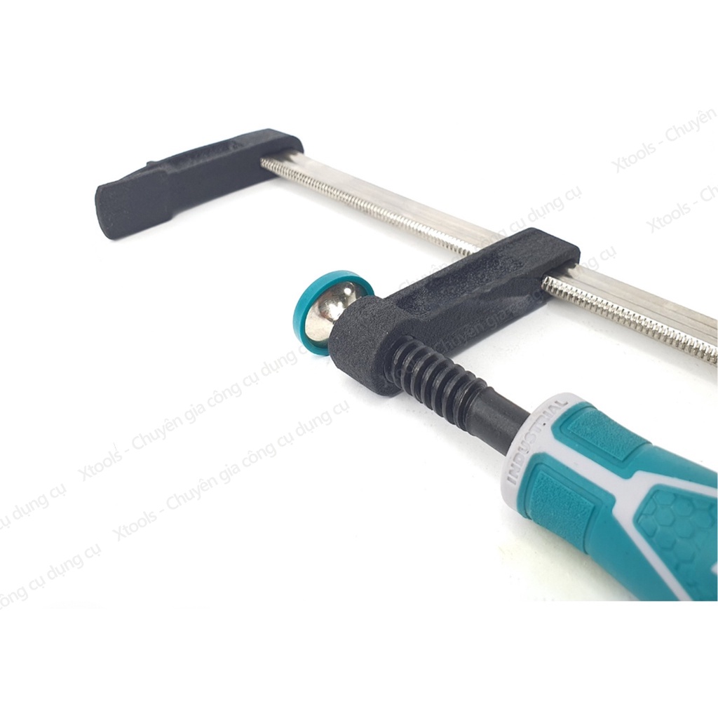 Kẹp gỗ chữ F TOTAL chất liệu thép Cr-V cao cấp, chống rỉ sét cong vênh trong quá trình sử dụng, thiết kế thông minh