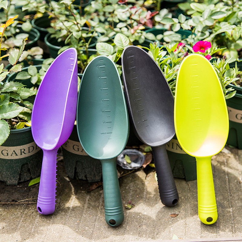 Xẻng Xúc Đất Bằng Nhựa Dùng Trồng Cây Tiện Dụng