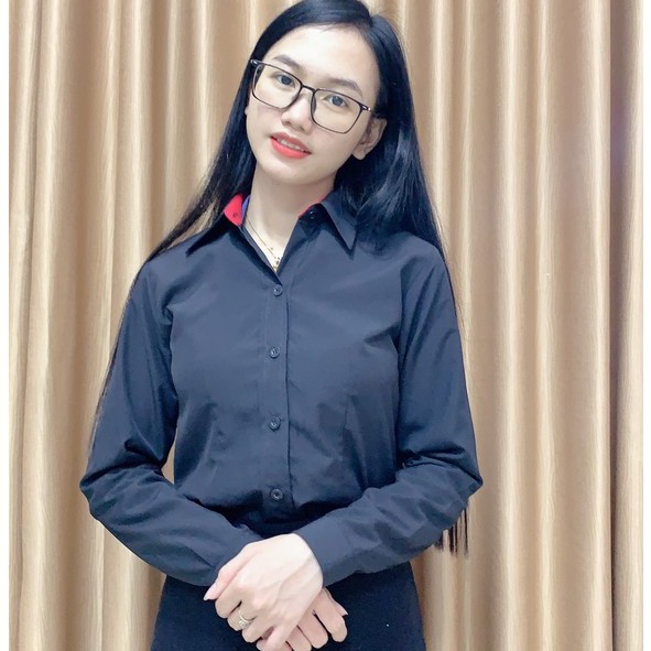 Áo sơ mi Nữ màu đen, Áo sơ mi dài tay công sở phối viền cổ đỏ đẹp !