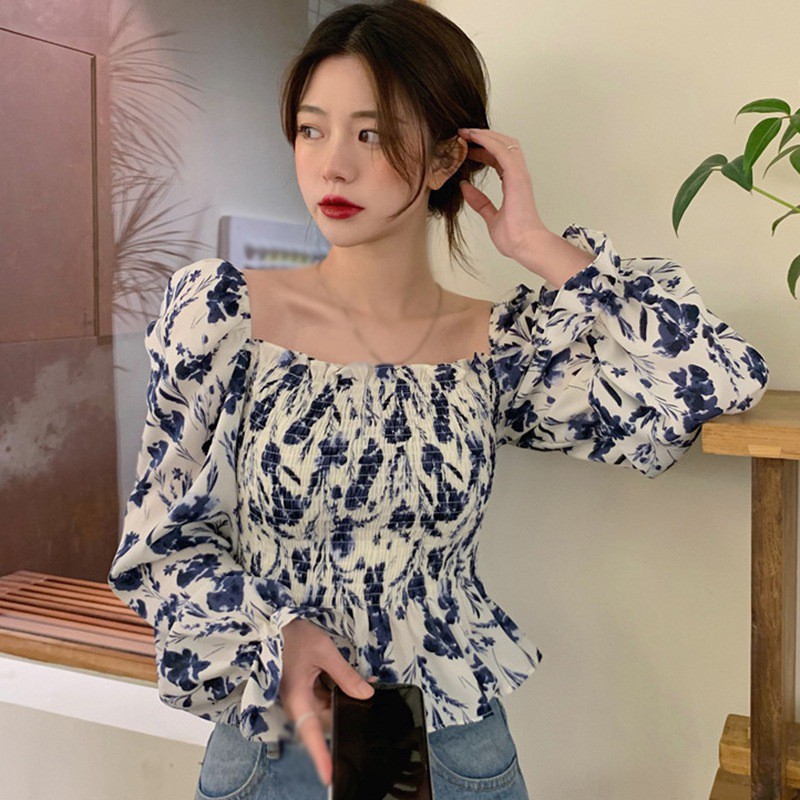 Áo Kiểu Chất Chiffon Hoạ Tiết Hoa Thiết Kế Cổ Vuông Nữ Tính