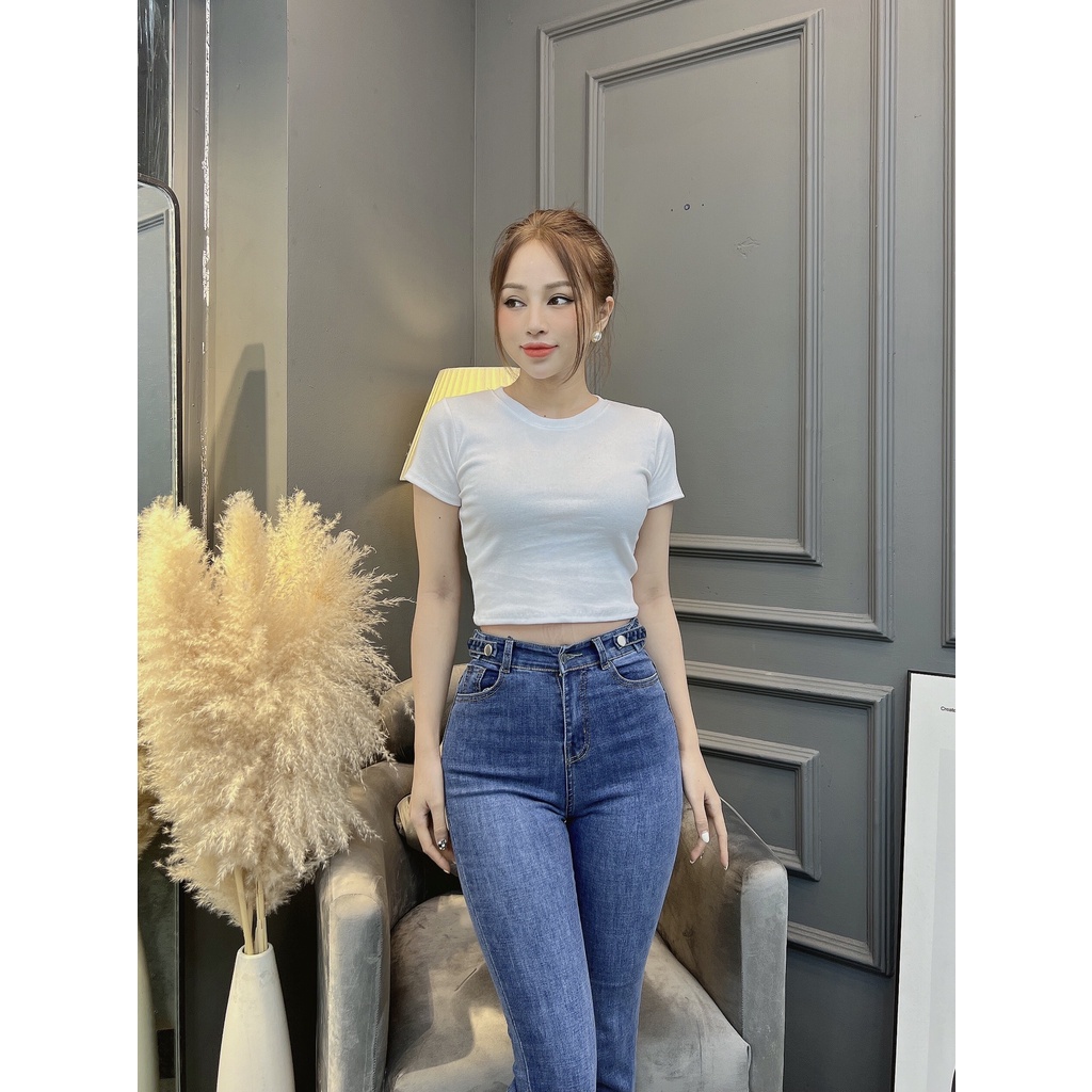 Áo thun croptop nữ CRAZYTEEN cổ tròn tay con AT0220