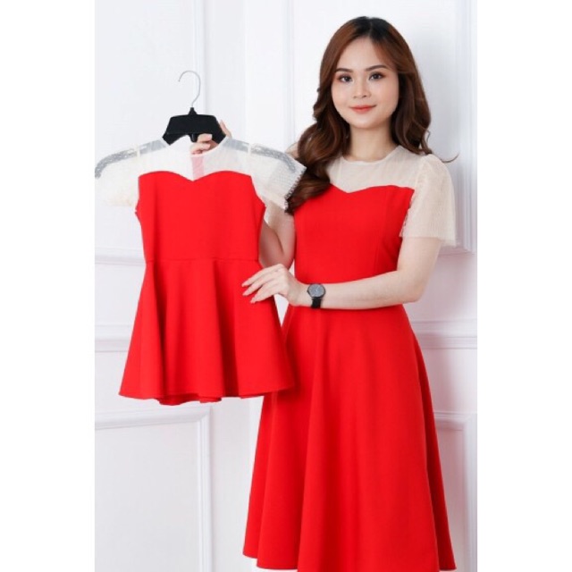 Combo váy mẹ và bé