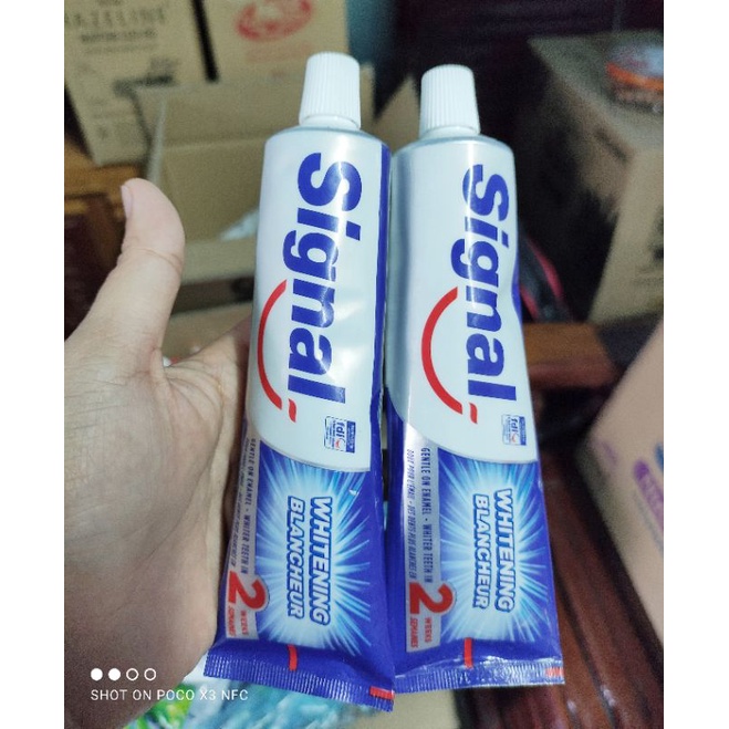 Kem đánh răng closeup không hộp date 2026