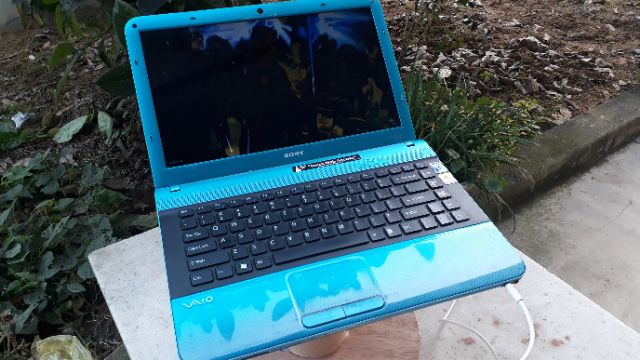 SONY VAIO I5 VPCEA 35FG