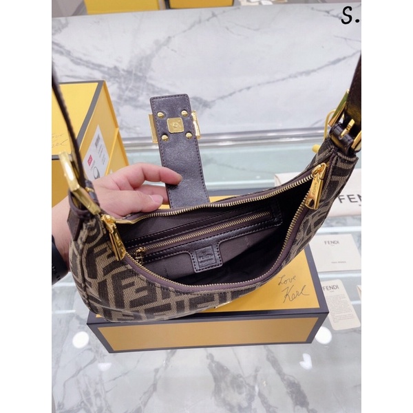 Túi xách Fendì kẹp nách sz 25 siêu xịn, form chuẩn