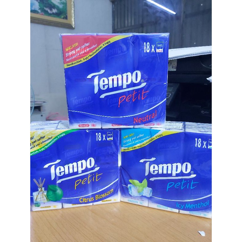 (Lốc 18 gói )Khăn Giấy Tempo Petit Icy Menthol mùi bạc hà, sả chanh, không mùi (Lốc 18 gói)