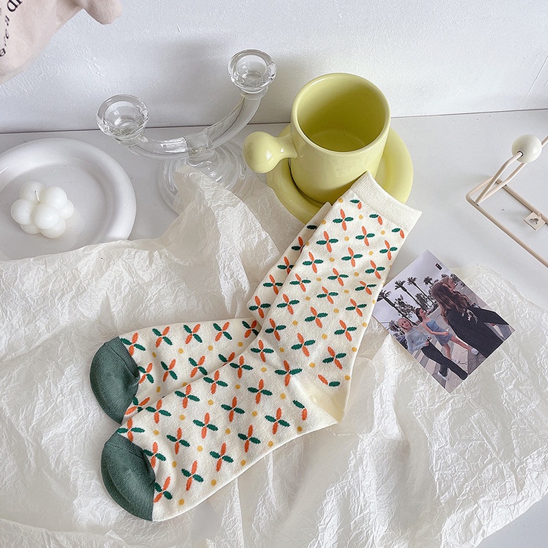 Tất vải cotton mềm thoáng khí in họa tiết hoạt hình thời trang Hàn Quốc cho nữ