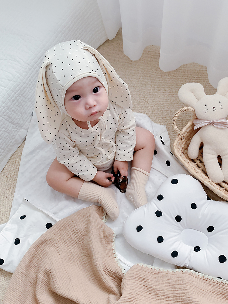 Bộ áo liền quần + mũ tai thỏ xinh xắn cho bé