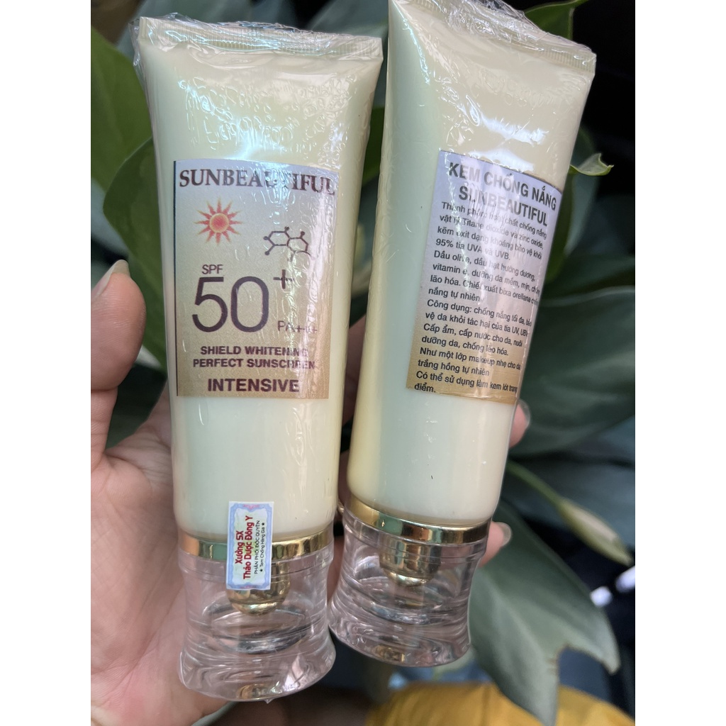 Kem chống nắng bảo vệ da Face giúp kiềm dầu kháng nước UV Cream 100ml