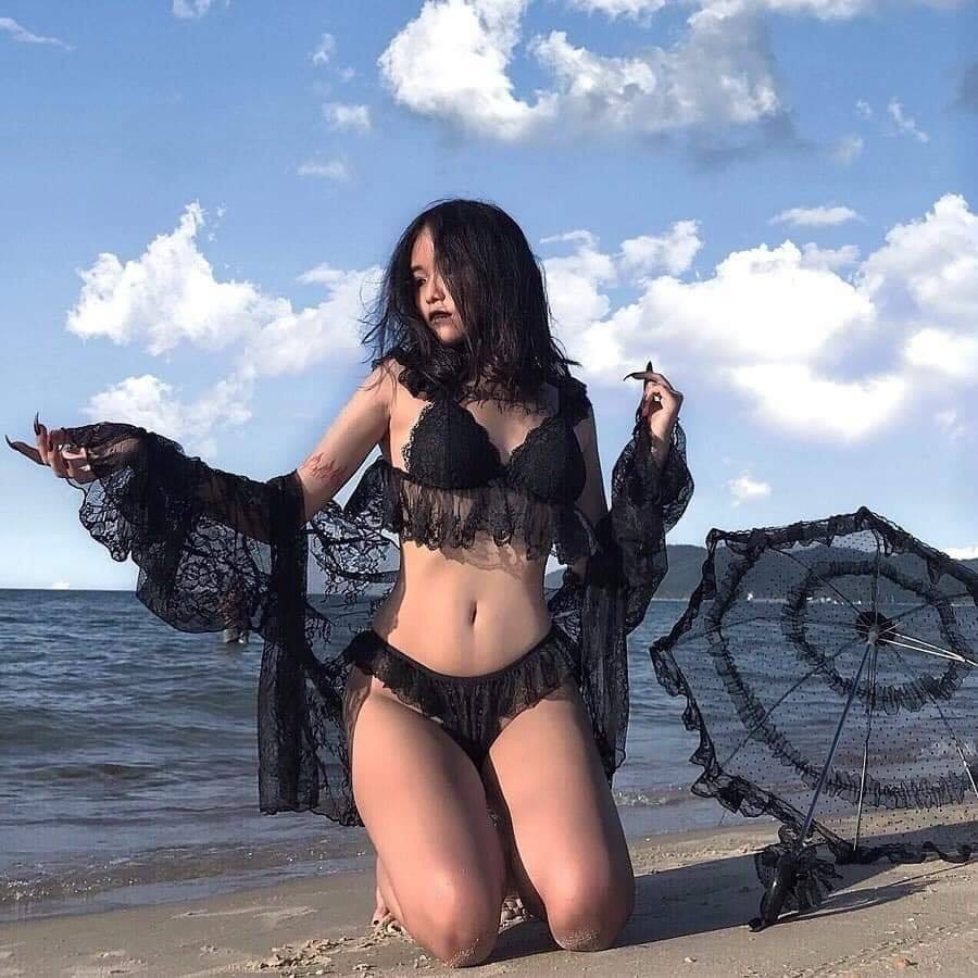 Bộ đồ lót ren không gọng mút vừa nâng ngực màu trắng tinh khôi sexy gợi cảm KRYSTAL Bralette Princess KB01 | BigBuy360 - bigbuy360.vn