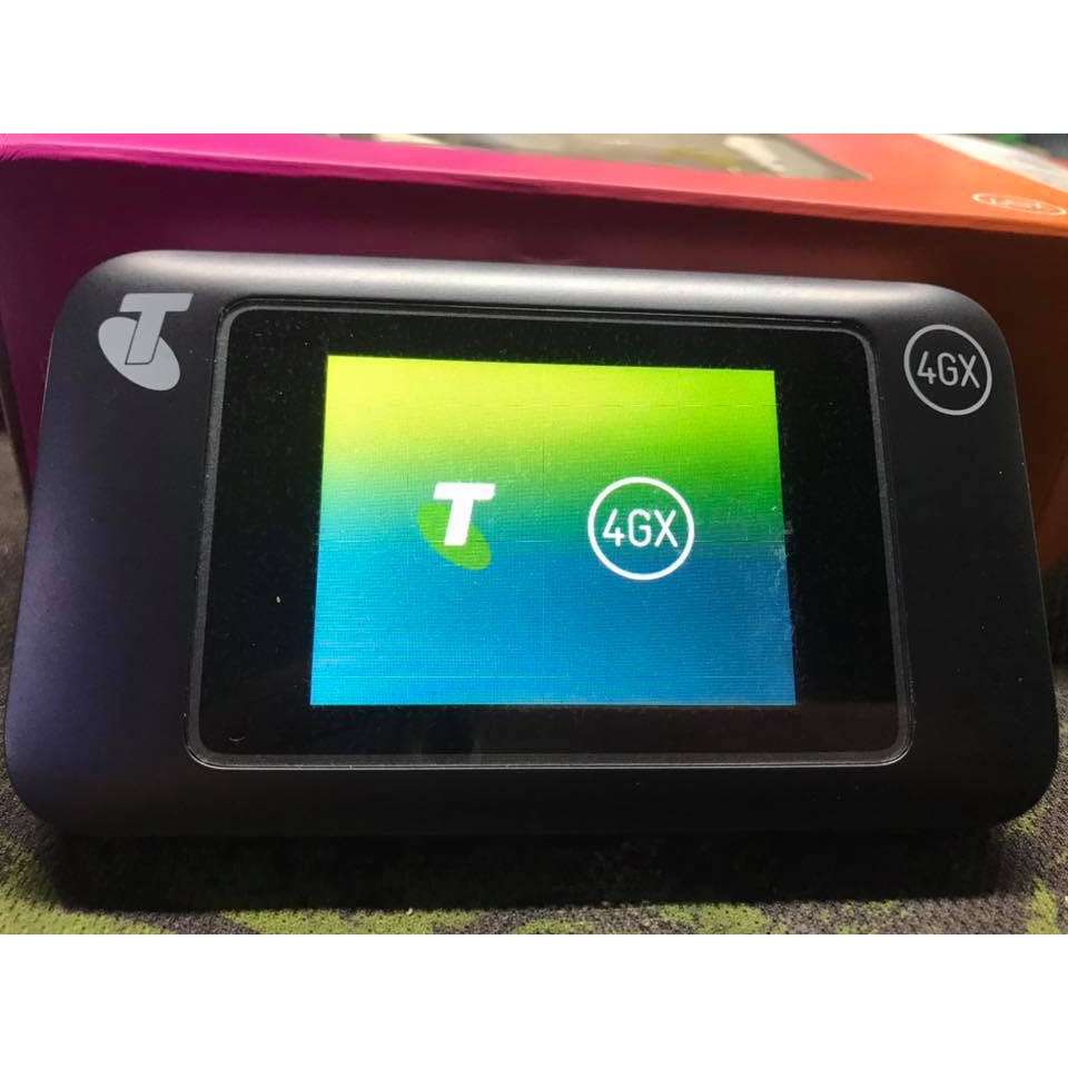 Bộ phát Wifi 4G Huawei E5787ph hay e5785 tốc độ 300Mbps. Hàng cao cấp - Pin 3000mAh