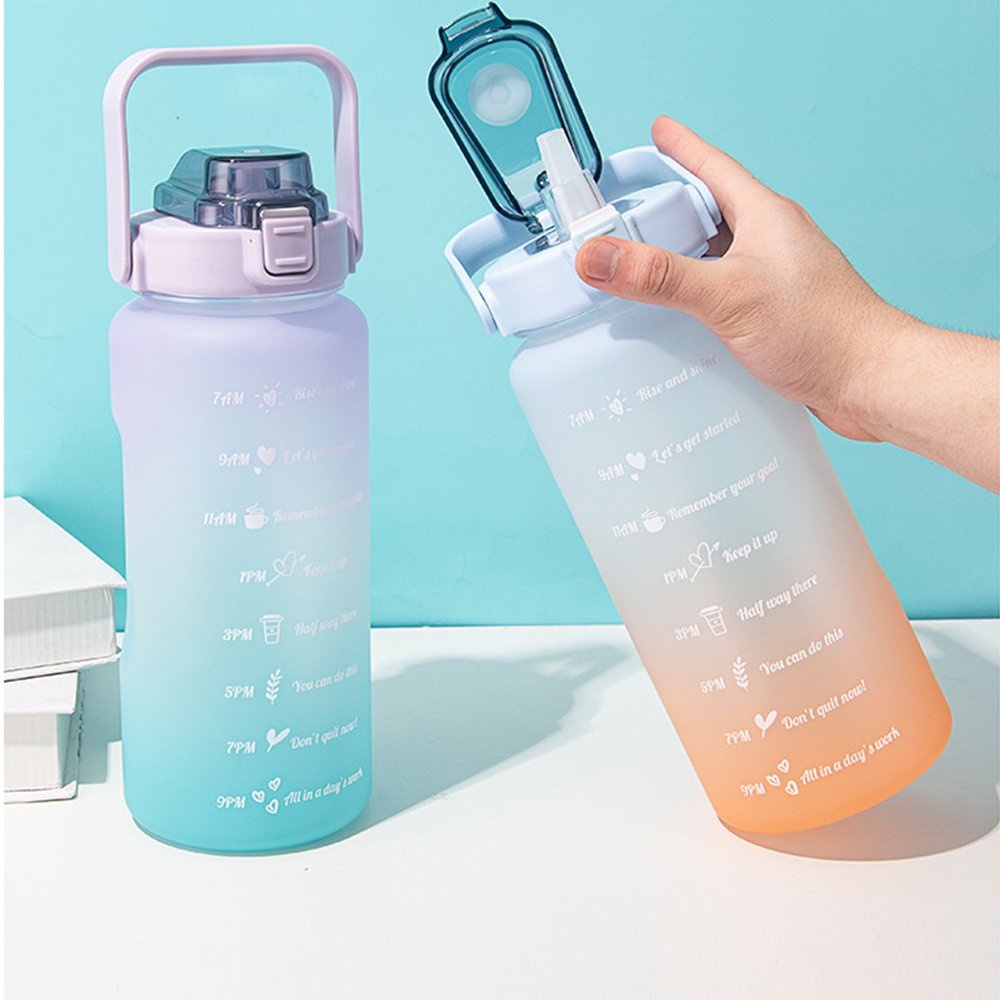 Bình Đựng Nước nhụa 2L Dễ Thương TẶNG KÈM uông hút