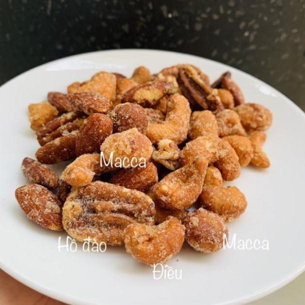 Hạt tổng hợp tẩm mật ong Savanna Orchard Honey Roasted Nut Mix 850g #Hộp_xanh: gồm Điều - Hạnh Nhân - Hồ Đào - Macca