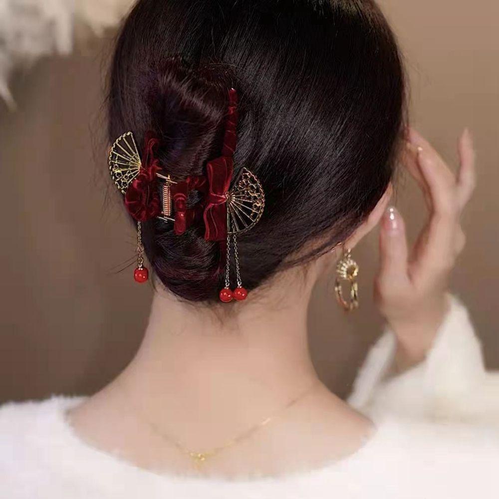 Kẹp Tóc Càng Cua Hình Cá Mập Bằng Nhung Màu Đỏ / Đen Đơn Giản Cho Nữ