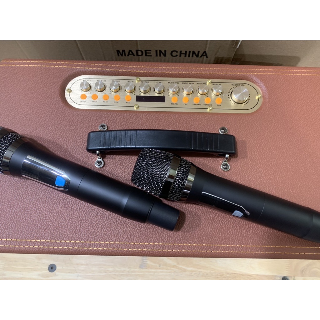 Loa karaoke AT22 bluetooth mini hát hay
