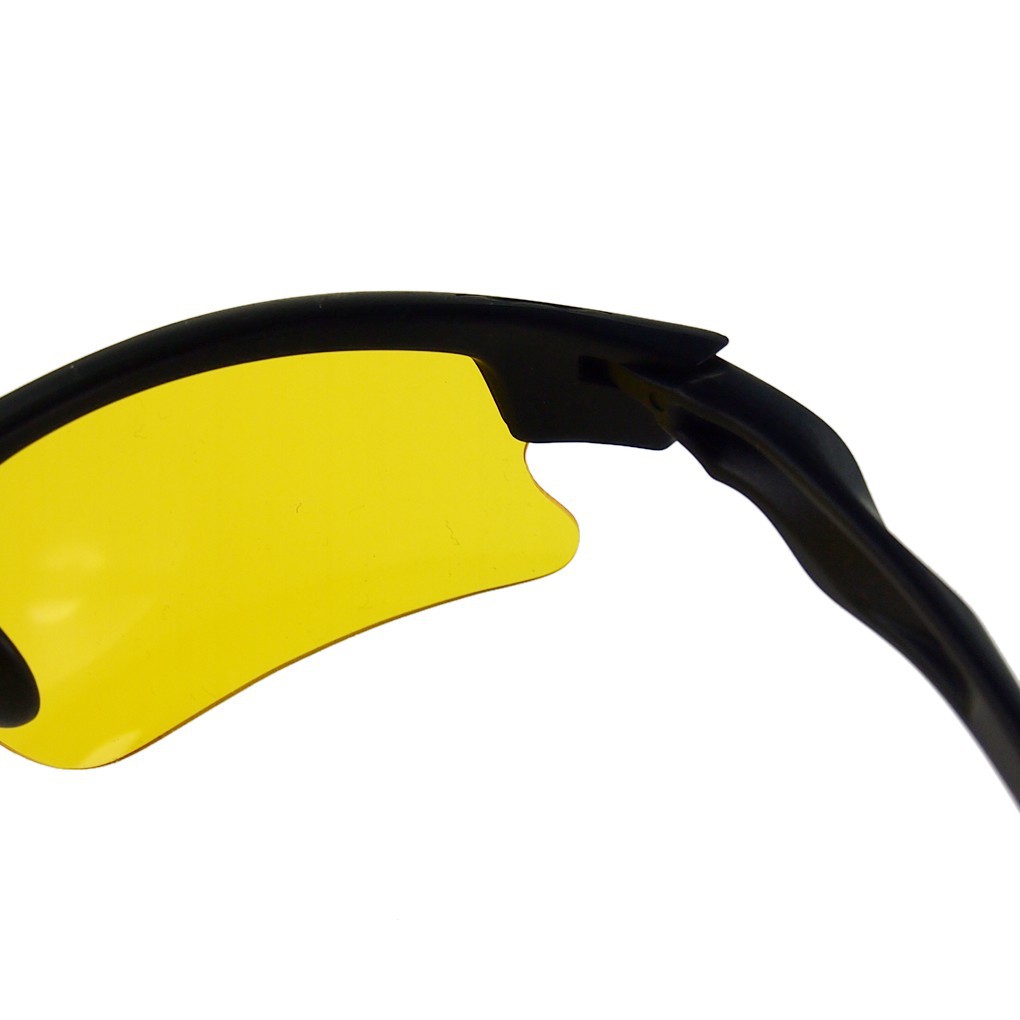 Đôi kính mát UV400 thiết kế độc đáo thời trang cho nam