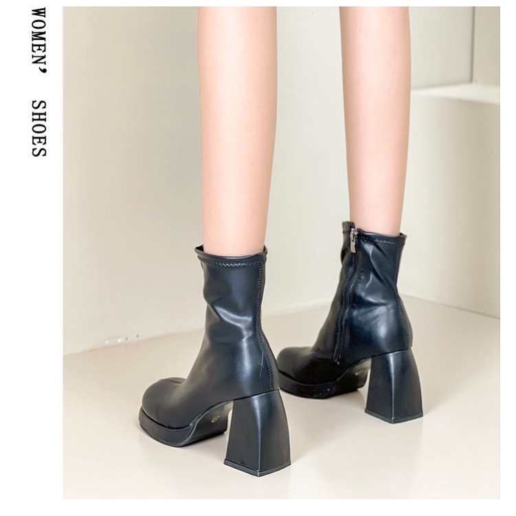 Boots da nữ cổ ngắn ôm chân gót vuông cao 10cm có khoá kéo