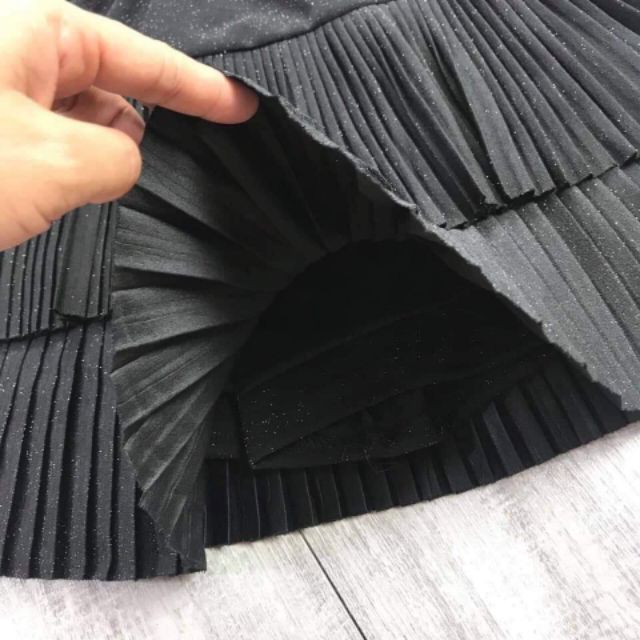 Chân váy nhũ 2 tầng hàng Quảng Châu | BigBuy360 - bigbuy360.vn