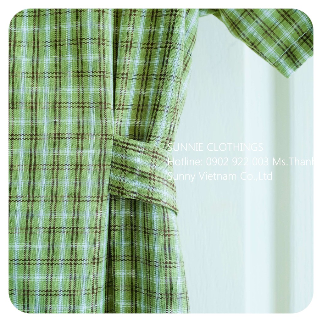 Đầm caro xanh lá dễ thương [Cổ vuông, cổ tim] - Sunnie Clothings