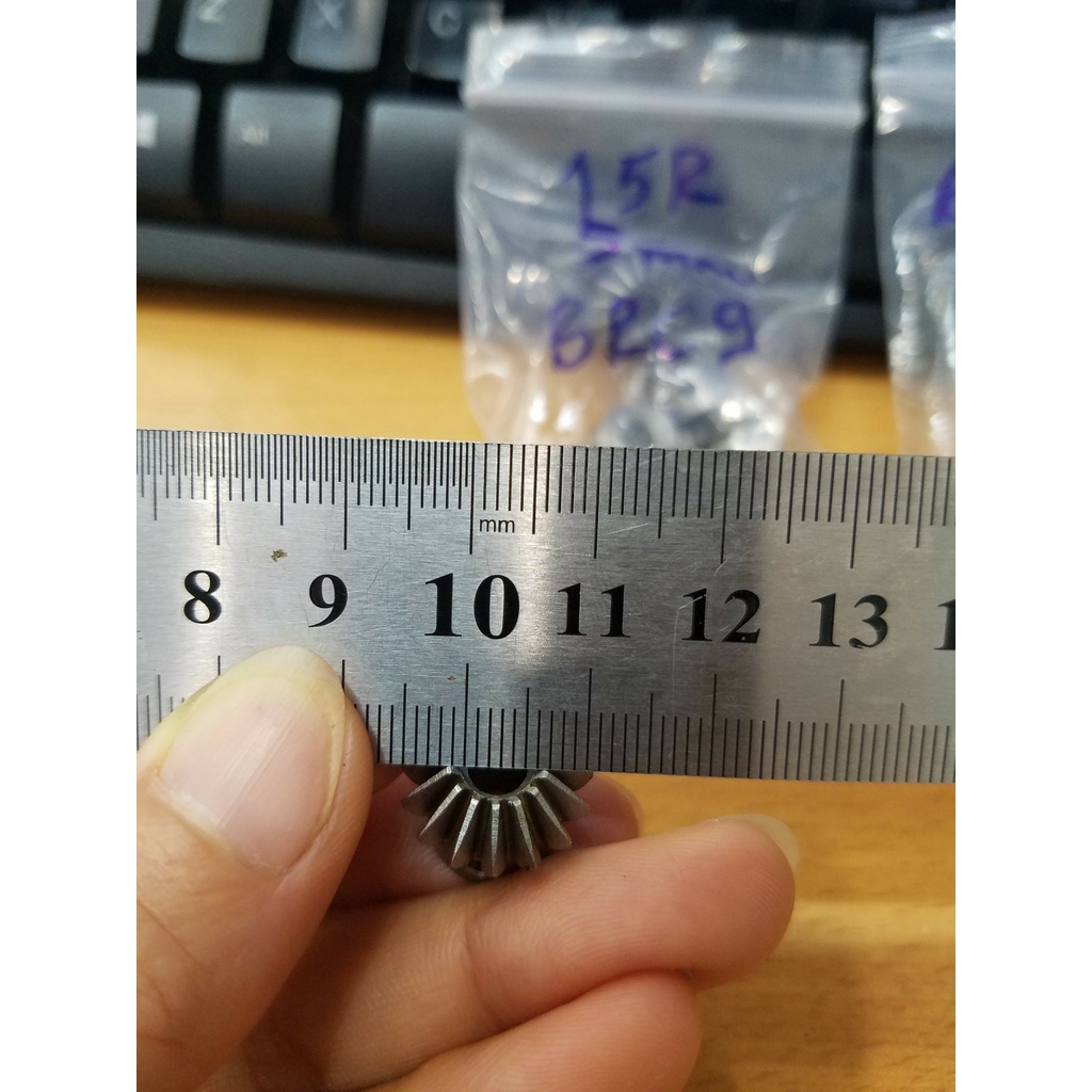 Bánh răng côn kim loại 15 răng lỗ 6.35mm 6mm 5mm truyền động 90 độ,giá bán 1 cái