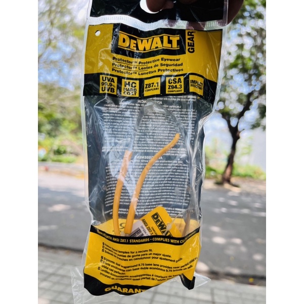 Kính Trắng DEWALT Nhập USA🇺🇸