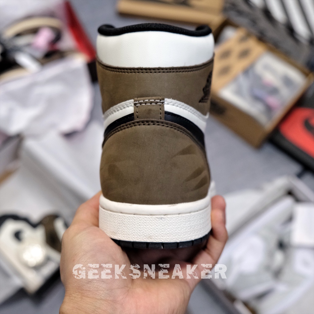 [GeekSneaker] Giày Sneaker Cổ cao Air Jordan 1 High Dark Mocha - Phiên Bản Tiêu Chuẩn