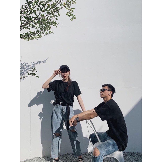 Áo thun cototn trơn chất mịn mát 2 màu đen trắng | BigBuy360 - bigbuy360.vn