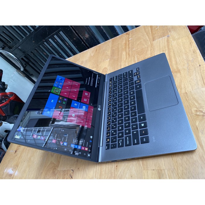 Laptop LG Gram 14Z980, i7 – 8550U, 16G, 256G, 14in, 99%, sạc 2 lần, 998g, giá rẻ | BigBuy360 - bigbuy360.vn