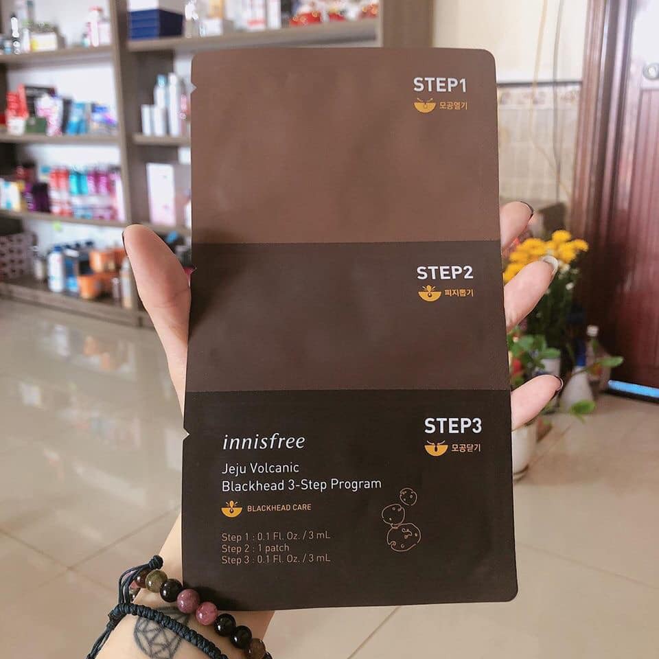 Miếng lột mụn Innisfree Jeju Volcanic Blackhead 3 Step Program