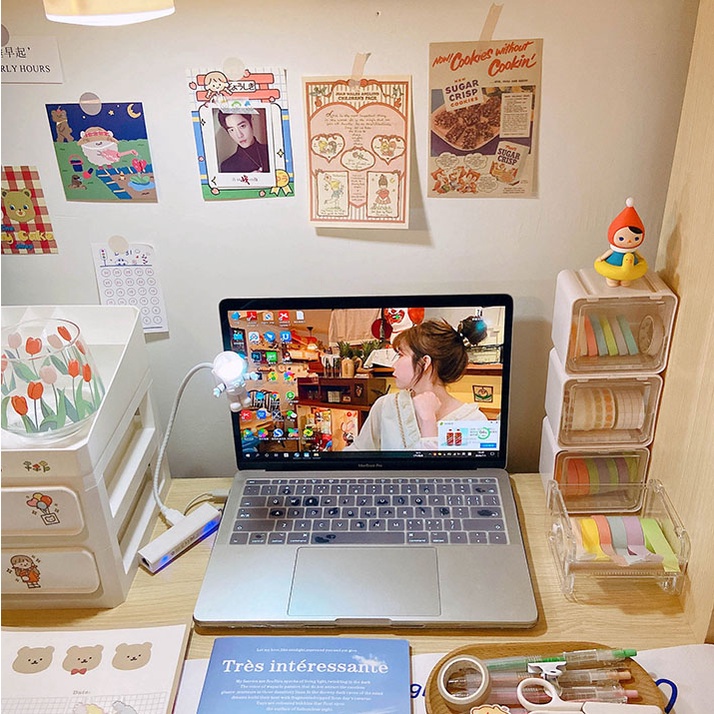 Đèn led hình phi hành gia kết nối cổng USB có thể điều chỉnh linh hoạt cho Laptop/ Máy tính bàn/ Notebook | BigBuy360 - bigbuy360.vn