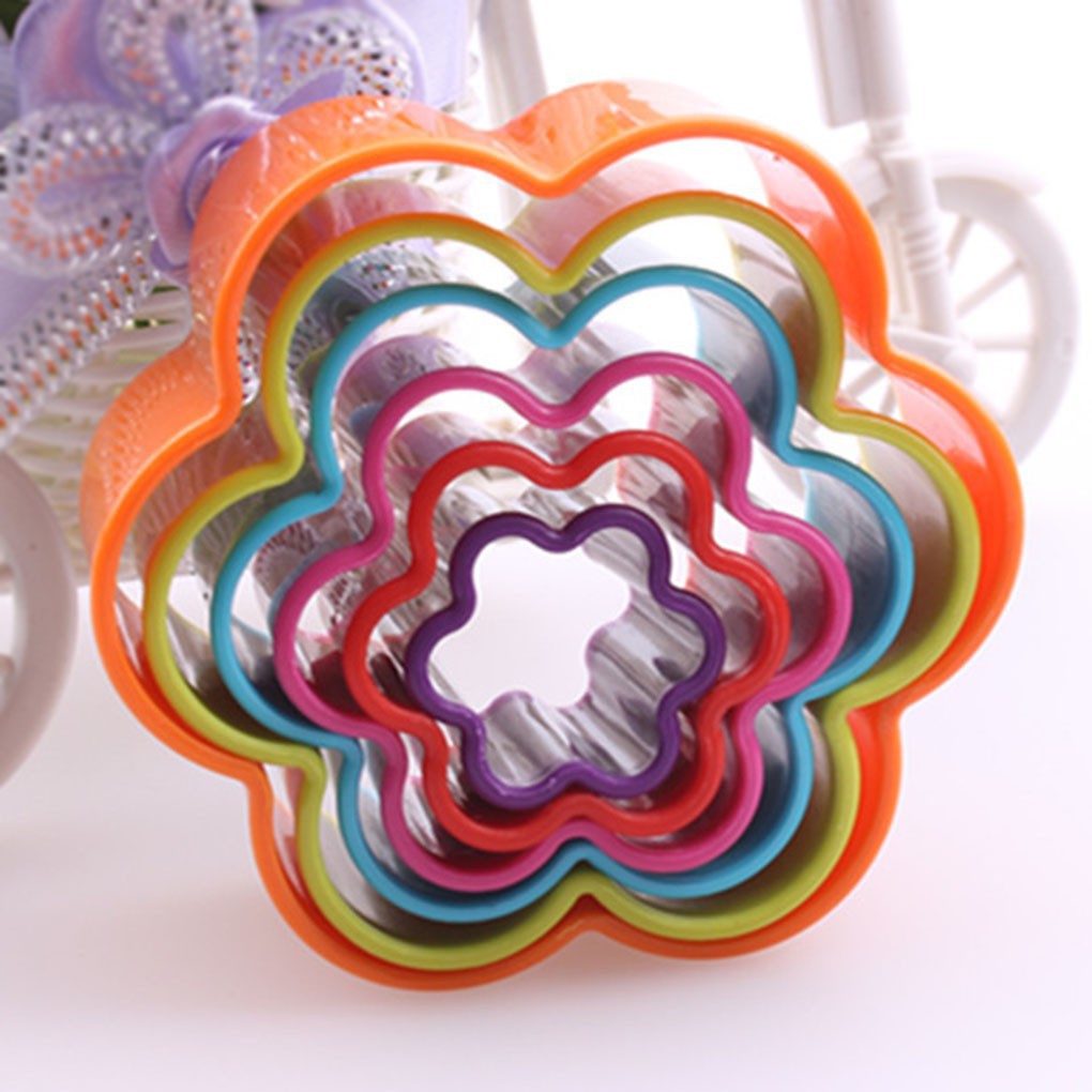 Khuôn nhựa làm bánh nhiều màu nhiều kiểu dáng