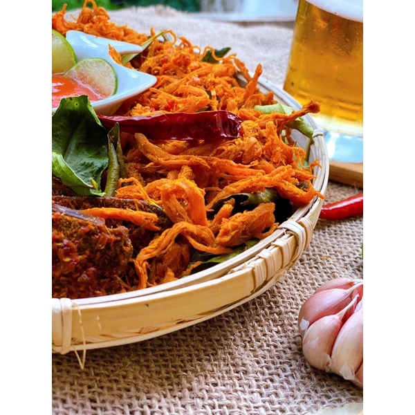 [COMBO 3 MÓN] 750G GR KHÔ HEO, KHÔ GÀ CHÁY TỎI, KHÔ GÀ LÁ CHANH Nhà Dâu Tây | BigBuy360 - bigbuy360.vn