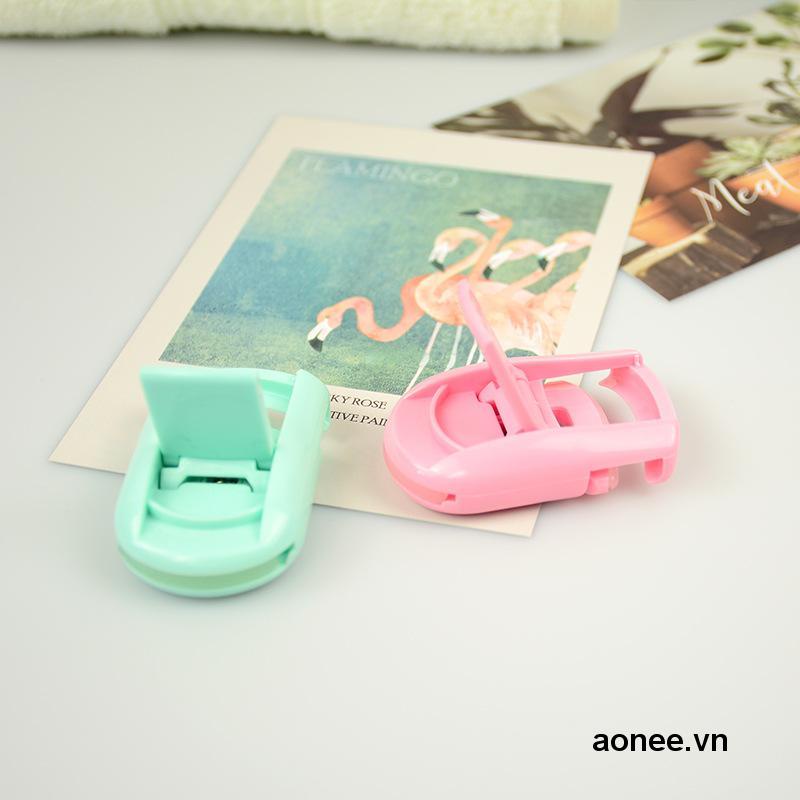 ✨✨Dụng cụ uốn lông mi cong màu kẹo ngọt