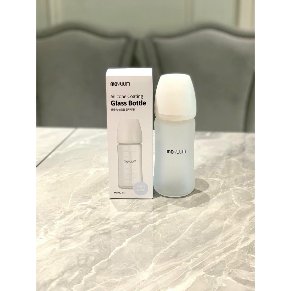 Bình sữa moyuum thuỷ tinh tráng Silicone siêu nhẹ Nội Địa Hàn cao cấp 150/240ml