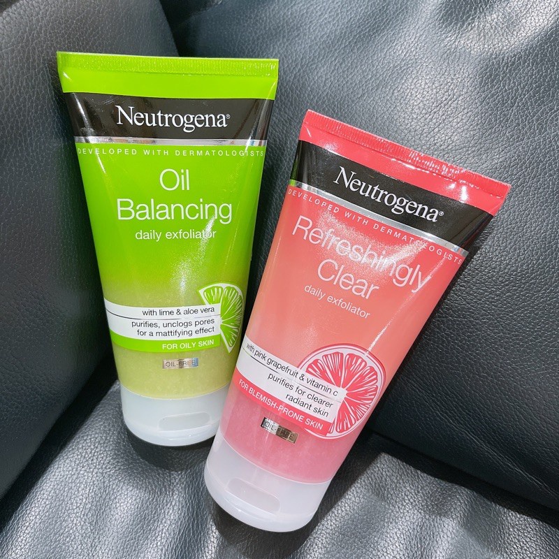 Sữa Rửa Mặt Ngừa Mụn Neutrogena Refreshingly Clear Daily Exfoliator 150ml | BigBuy360 - bigbuy360.vn