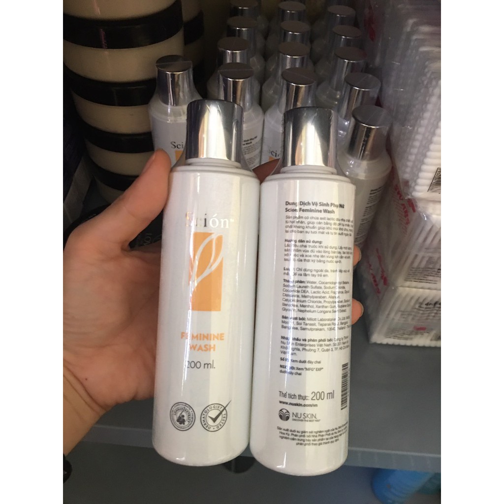 Dung Dịch Vệ Sinh Phụ Nữ Scion Feminine Wash Nuskin Chăm Sóc Vùng Kín Toàn Diện 200ML