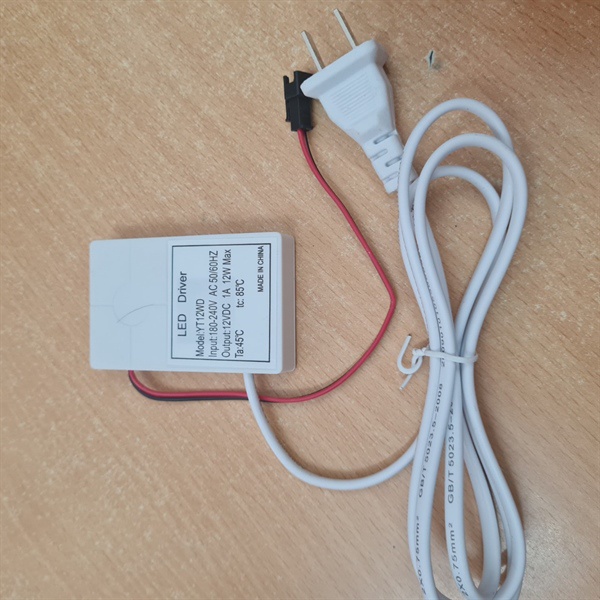 Công tắc cảm biến gương và dây led dán 5m 12v