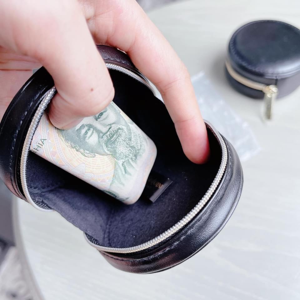 Ví cầm tay mini YSL 💯Authentic