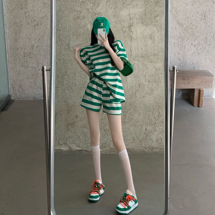 COZOK Set Đồ Thể Thao Ngắn Kẻ Sọc Màu Sắc Thời Trang Cho Nữ