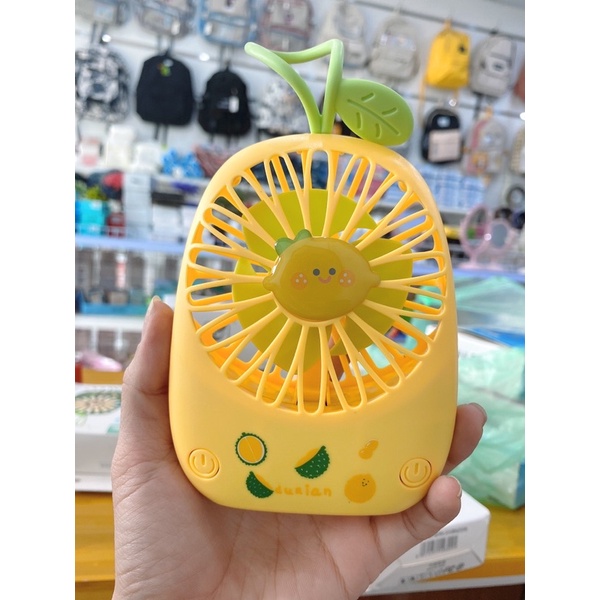 Quạt mini hình quả bơ