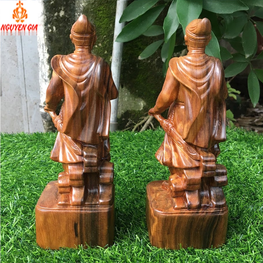 Tượng trần hưng đạo hưng đạo vương trần quốc tuấn bằng gỗ bách cao 20 cm giúp trấn trạch hóa hung mang lại sự phát trển