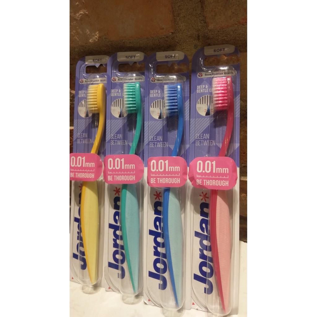 Bàn Chải Đánh Răng Jordan Clean Between