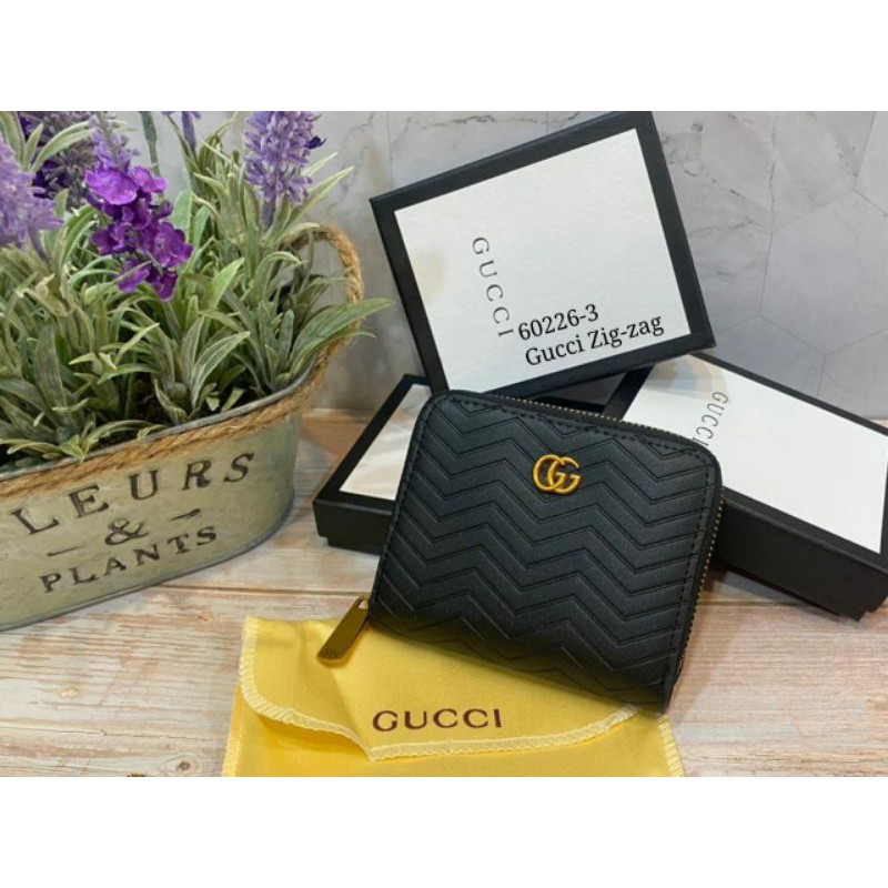 Ví Gucci Dáng Ngắn Thiết Kế Trẻ Trung Hợp Thời Trang 6022